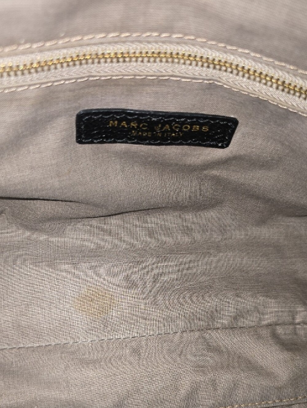 Marc Jacobs Black Leather Shoulder Bag with Gold Hardware - Picture 10 of 13